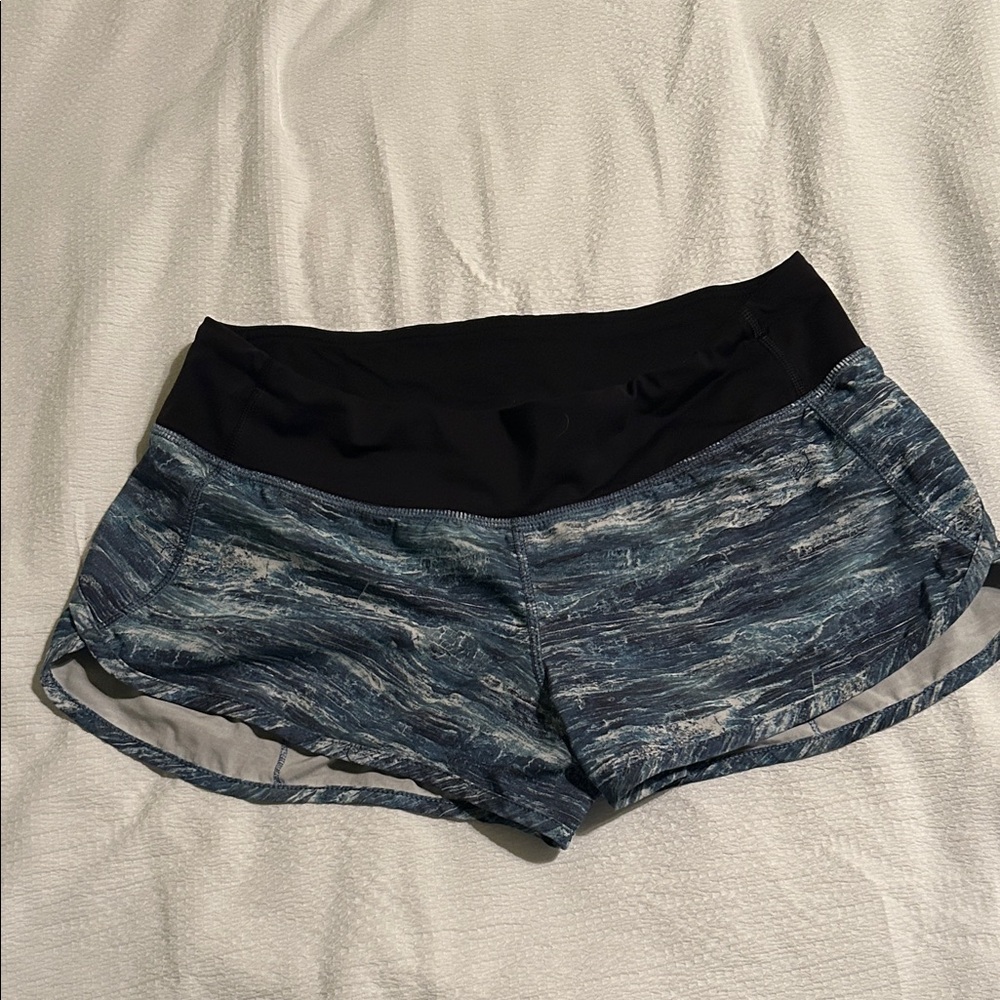 Lululemon blue short shorts